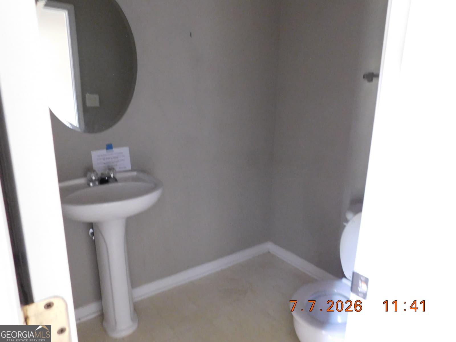 4 bedroom, 3.5 bathroom, 3,156 sq ft single family residence for sale at 284 Valley Way, Hampton, GA 30228 — photo 6