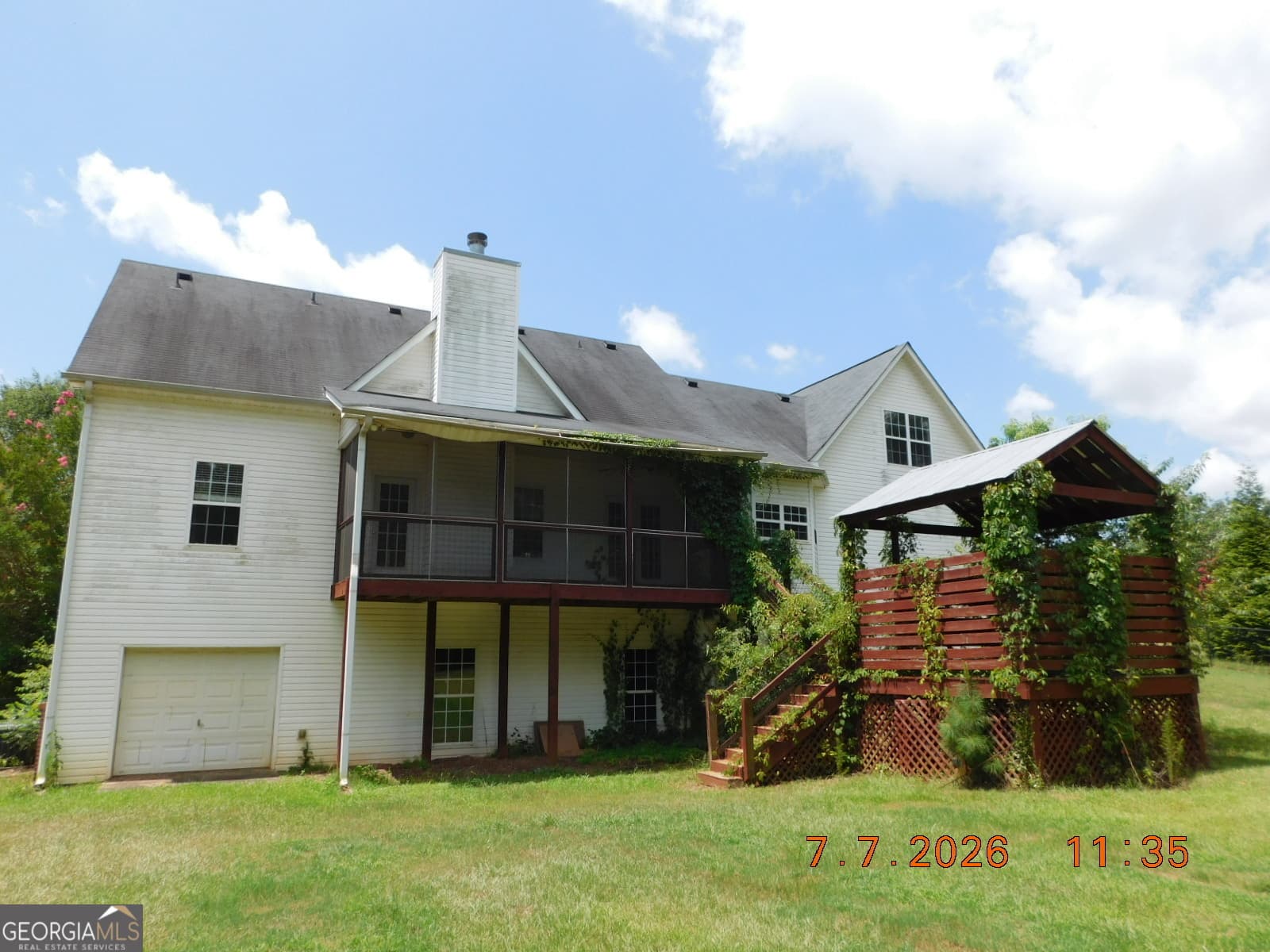 4 bedroom, 3.5 bathroom, 3,156 sq ft single family residence for sale at 284 Valley Way, Hampton, GA 30228 — photo 3