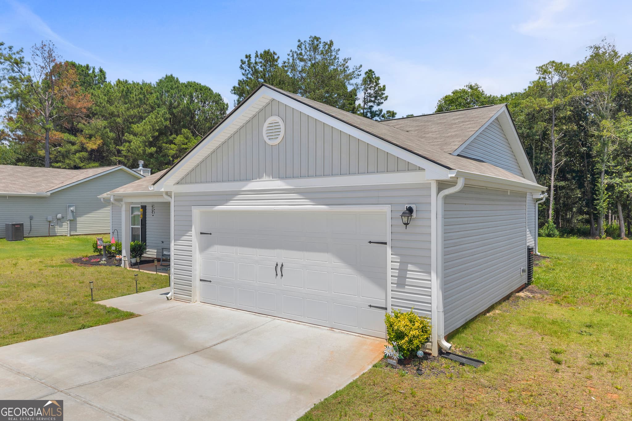 3 bedroom, 2 bathroom, 1,547 sq ft single family residence under contract at 4542 Reed Creek Highway, Hartwell, GA 30643 — photo 3