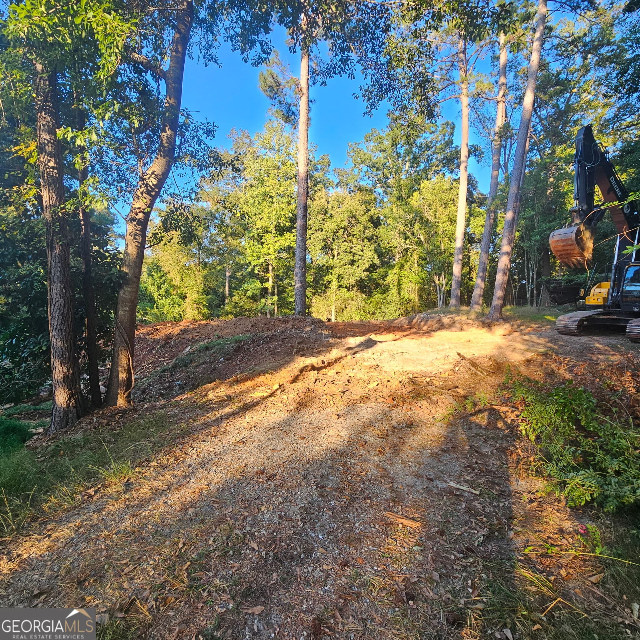 6 bedroom, 6 bathroom, 5,652 sq ft single family residence for sale at 222 Cascade Road, Columbus, GA 31904 — photo 3