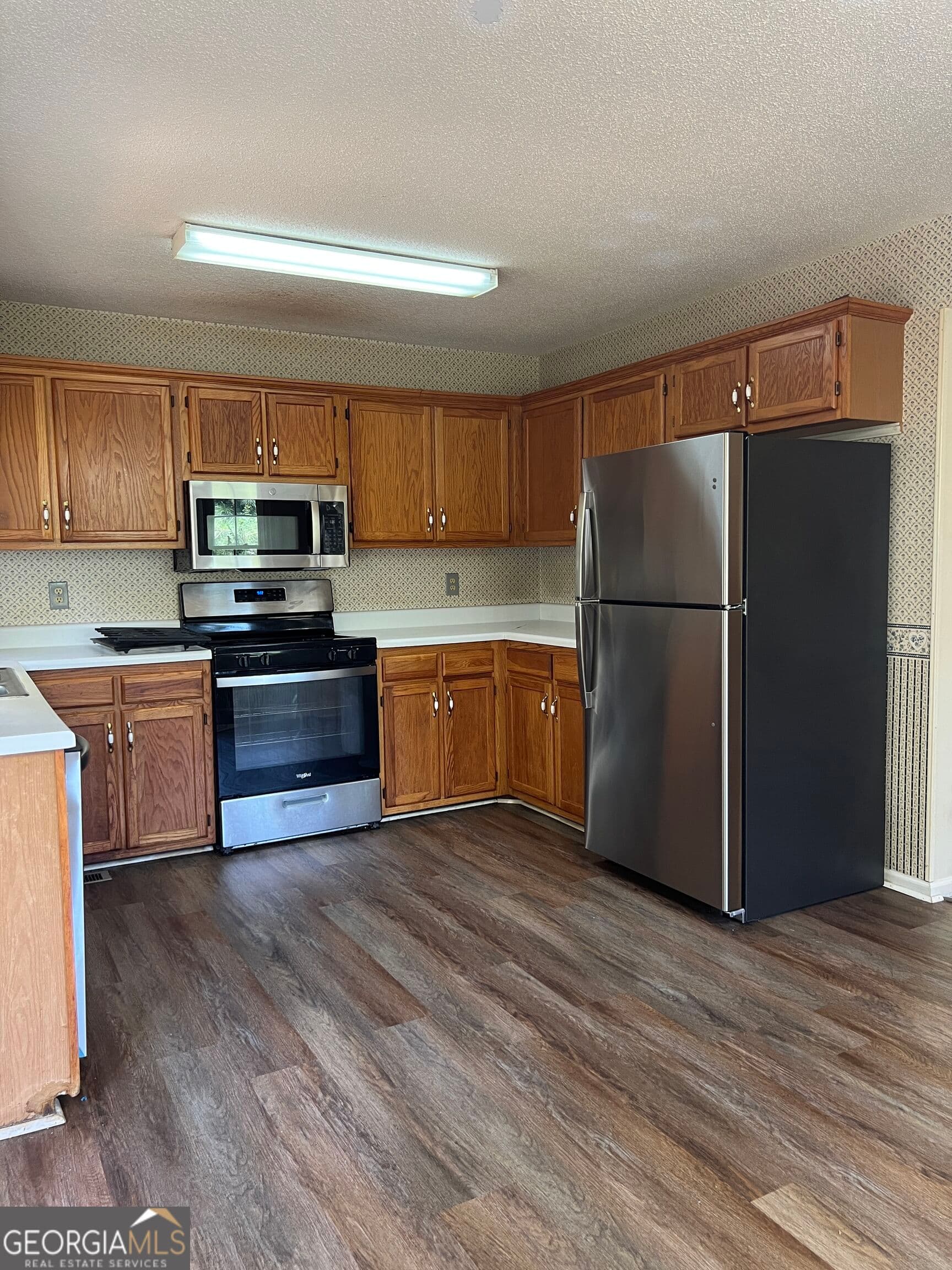 4 bedroom, 2.5 bathroom, 1,834 sq ft single family residence for rent at 222 Garretts Drive, Douglasville, GA 30134 for $1,900 a month — photo 5