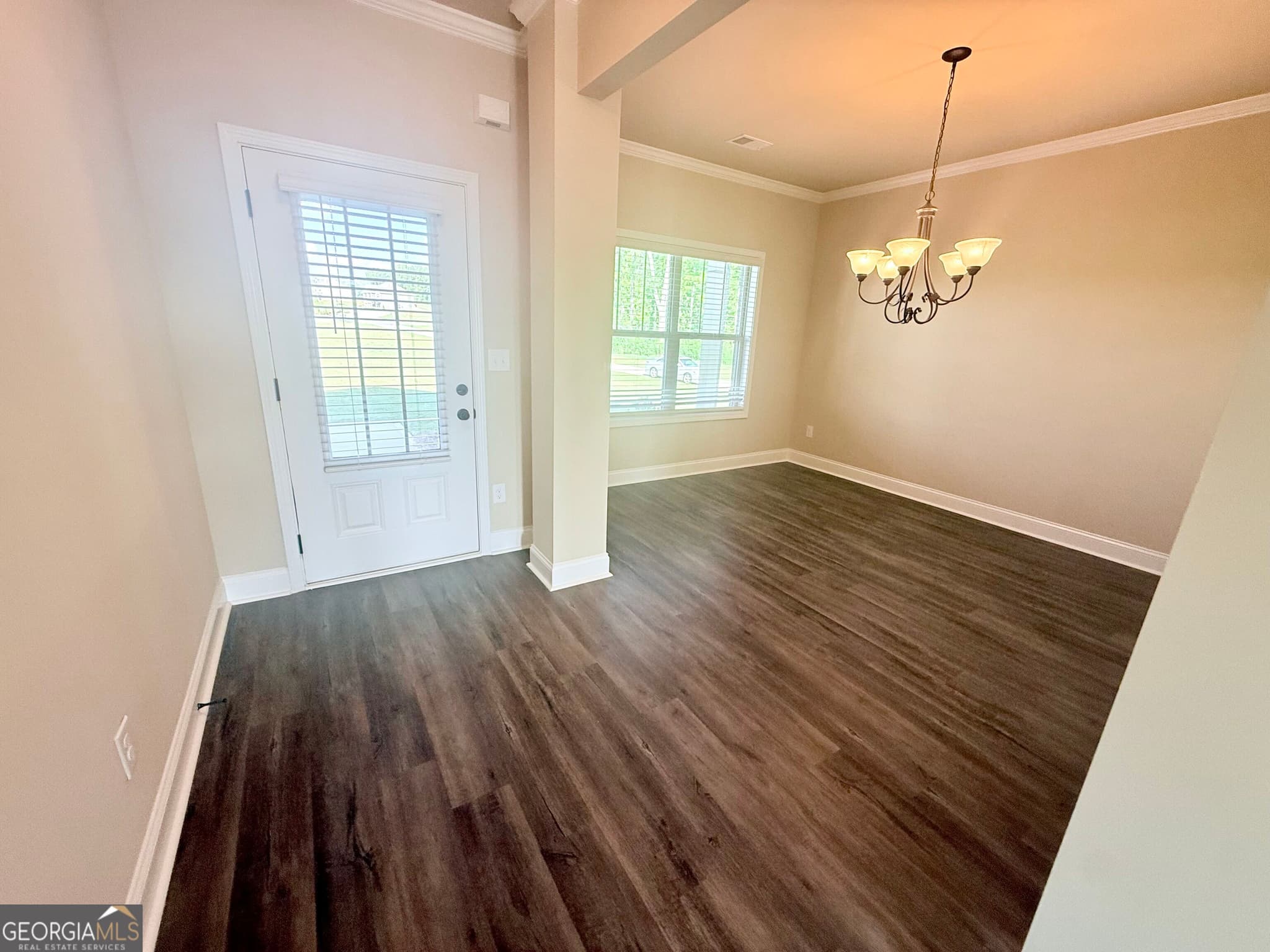 4 bedroom, 2.5 bathroom, 2,253 sq ft single family residence for rent at 145 Hounds Way, Griffin, GA 30224 for $2,200 a month — photo 3