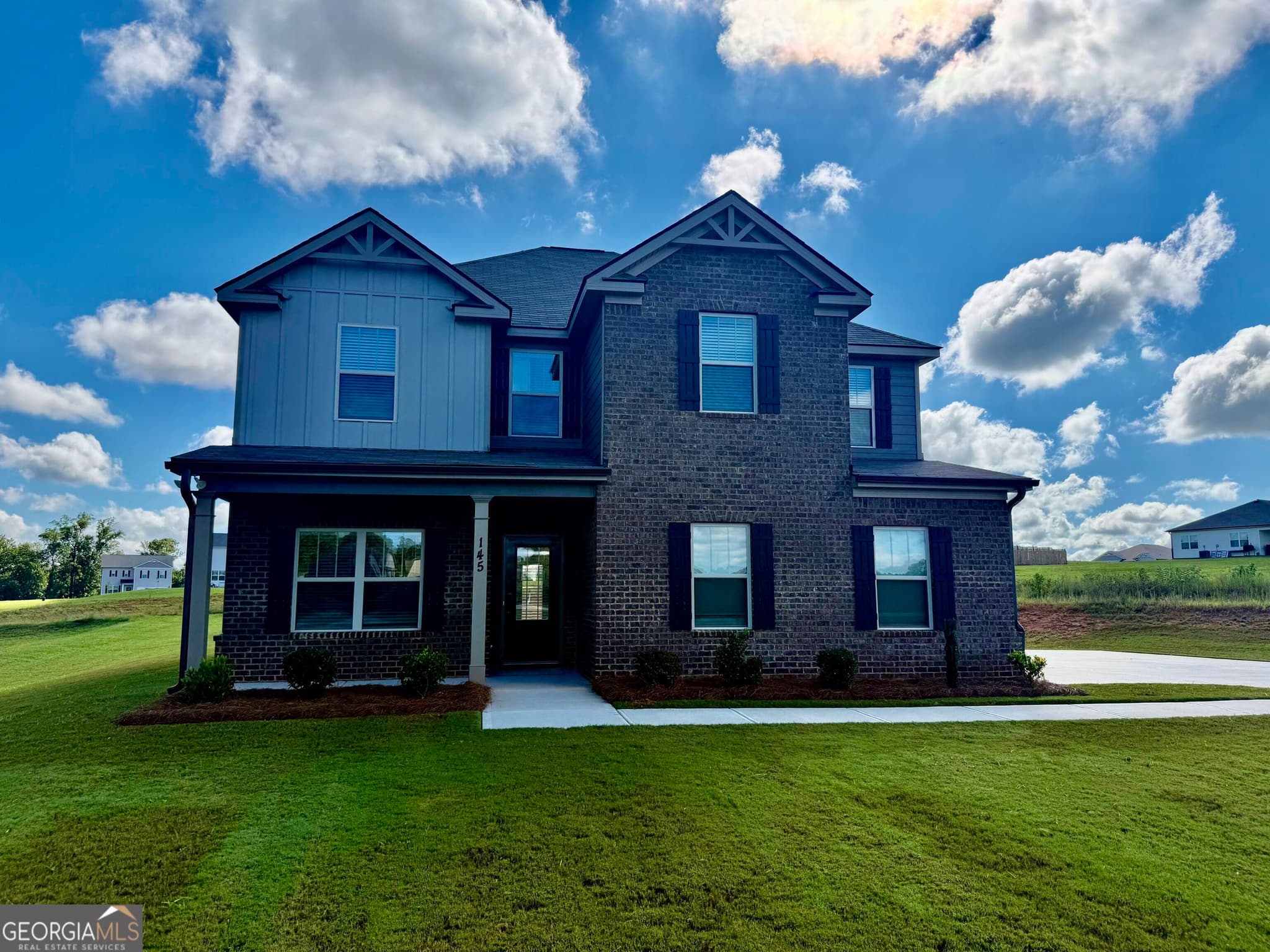 4 bedroom, 2.5 bathroom, 2,253 sq ft single family residence for rent at 145 Hounds Way, Griffin, GA 30224 for $2,200 a month