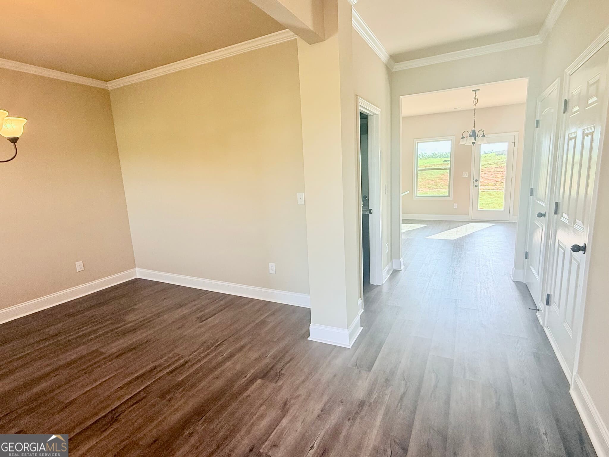 4 bedroom, 2.5 bathroom, 2,253 sq ft single family residence for rent at 145 Hounds Way, Griffin, GA 30224 for $2,200 a month — photo 4