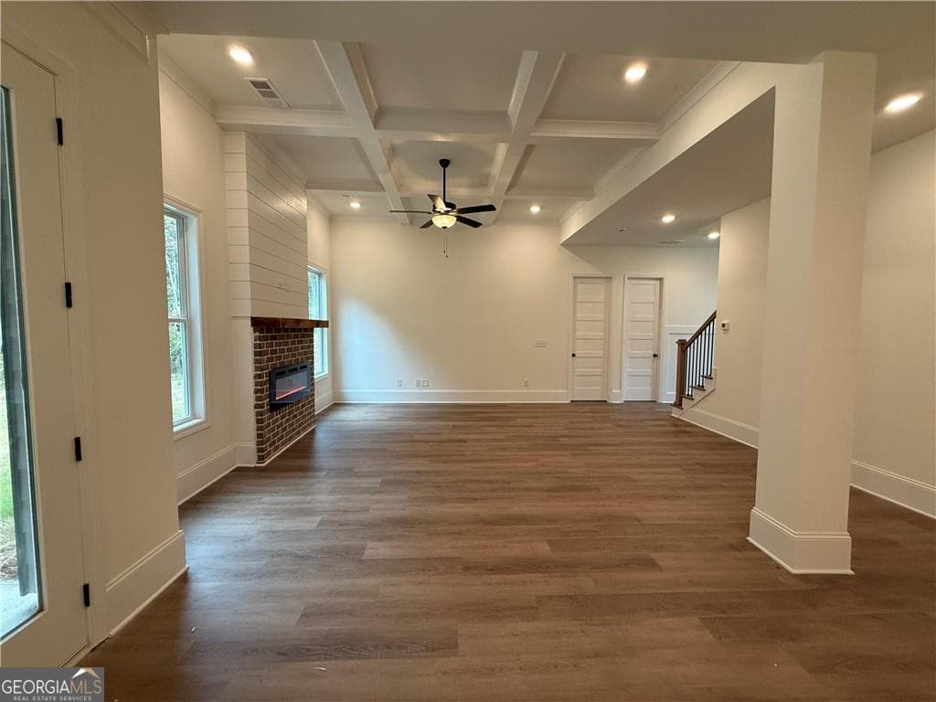 5 bedroom, 4 bathroom, 3,573 sq ft single family residence for sale at 3229 TRADITIONS Way, Jefferson, GA 30549 — photo 6