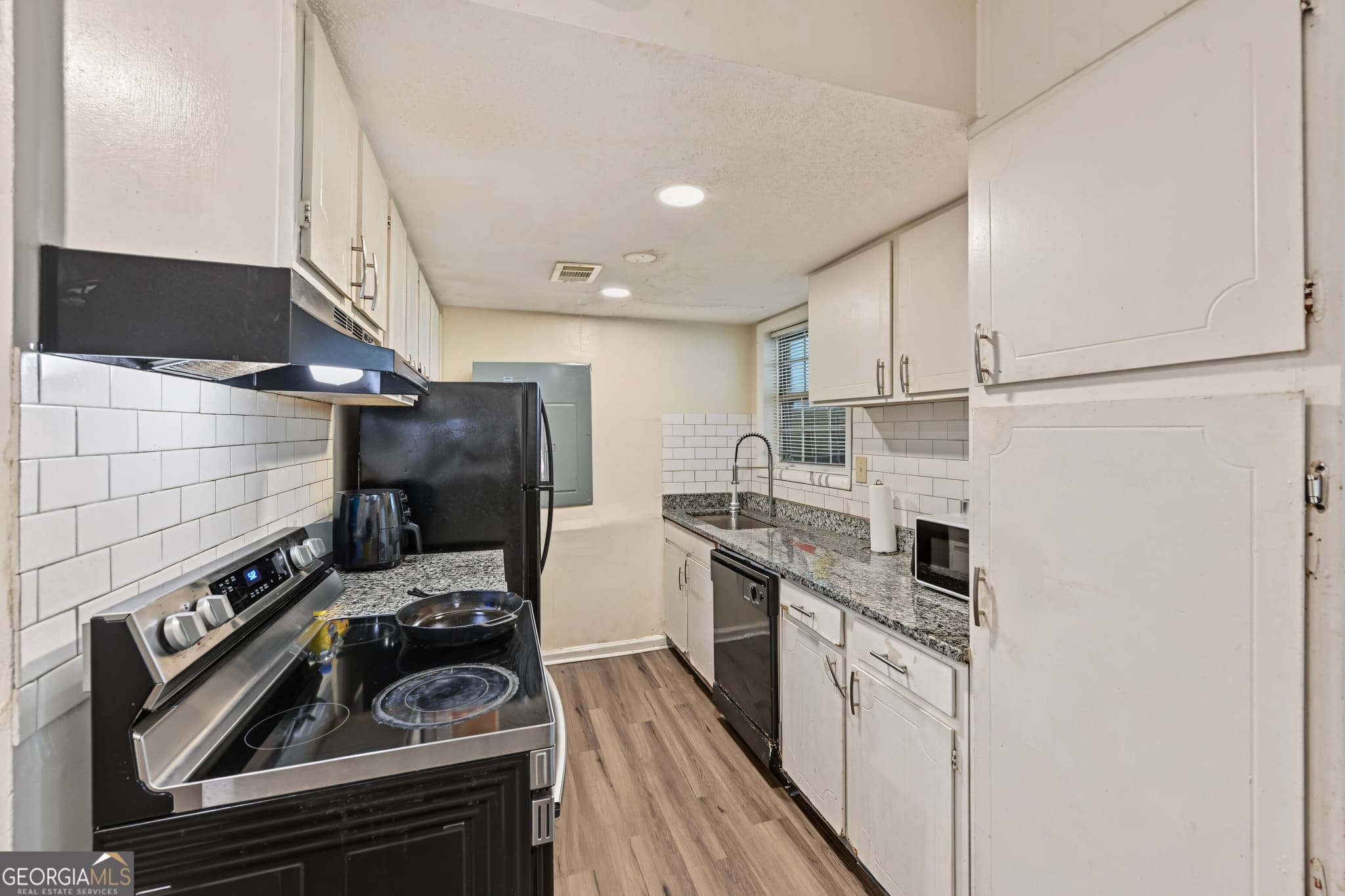 3 bedroom, 2.5 bathroom, 1,380 sq ft condominium for sale at 1150 Rankin Street F7, Stone Mountain, GA 30083 — photo 7