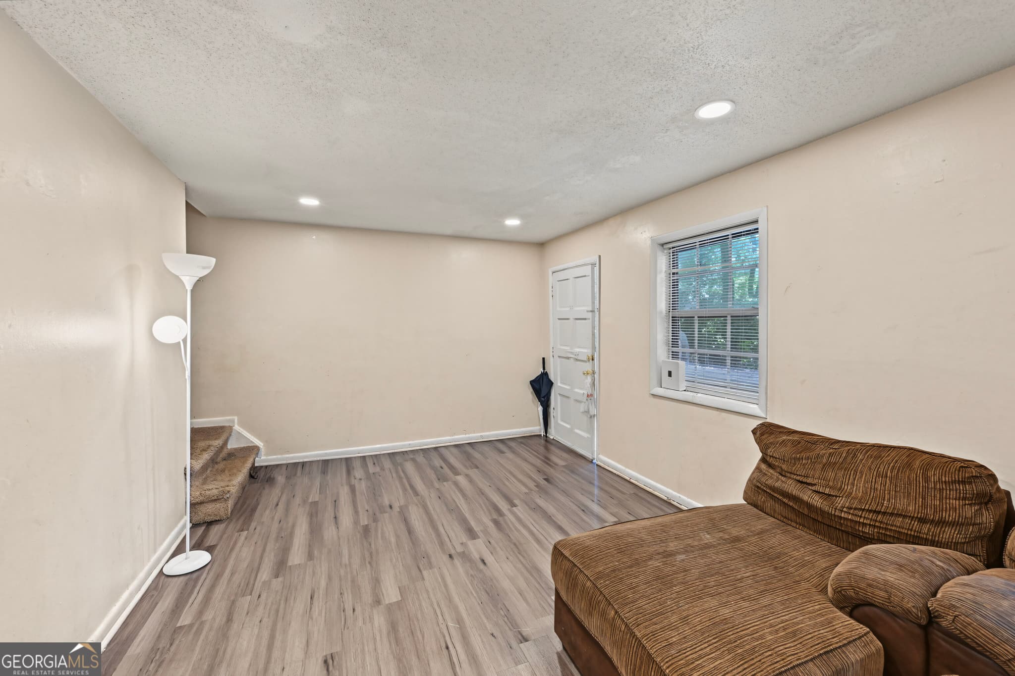 3 bedroom, 2.5 bathroom, 1,380 sq ft condominium for sale at 1150 Rankin Street F7, Stone Mountain, GA 30083 — photo 5