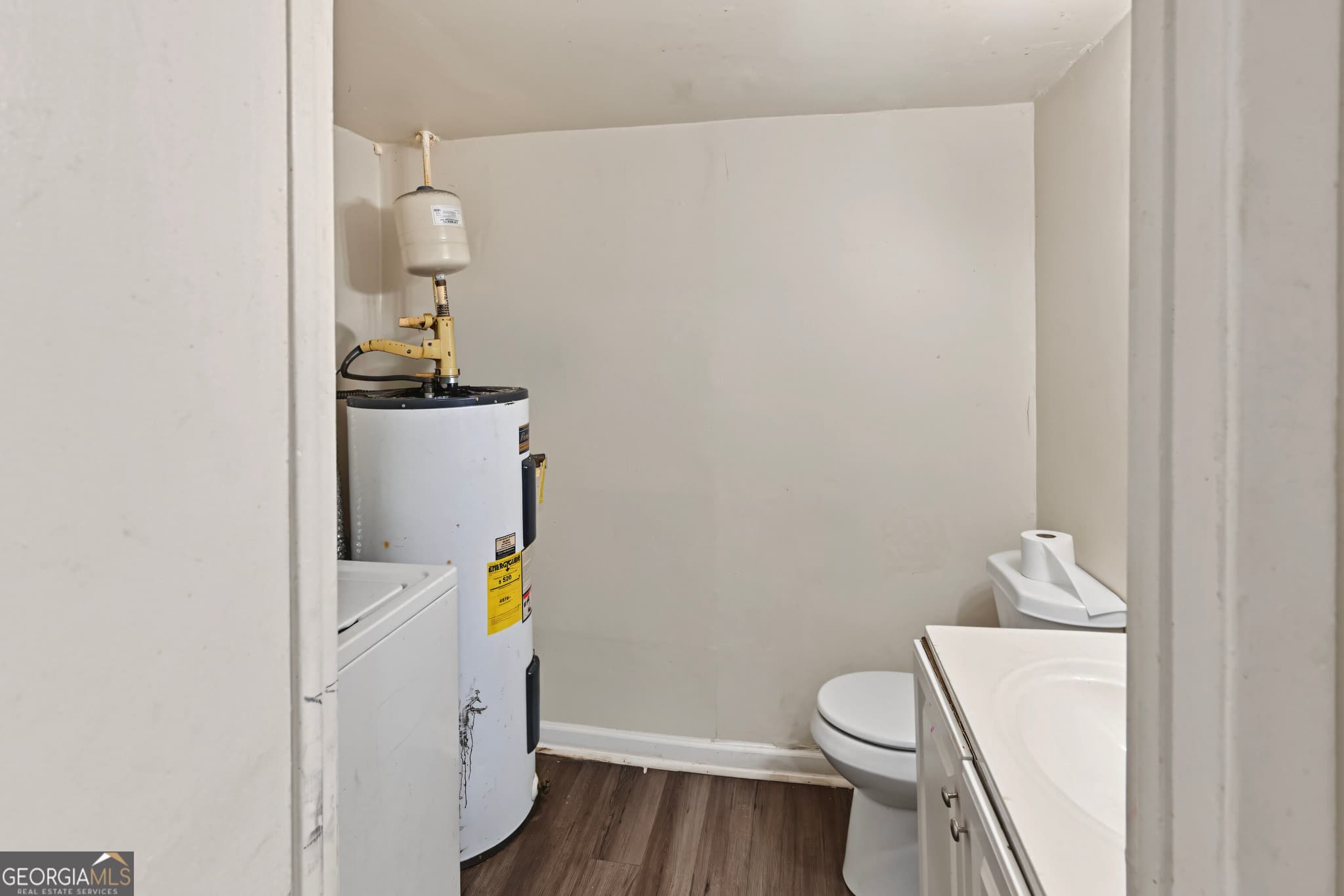 3 bedroom, 2.5 bathroom, 1,380 sq ft condominium for sale at 1150 Rankin Street F7, Stone Mountain, GA 30083 — photo 9