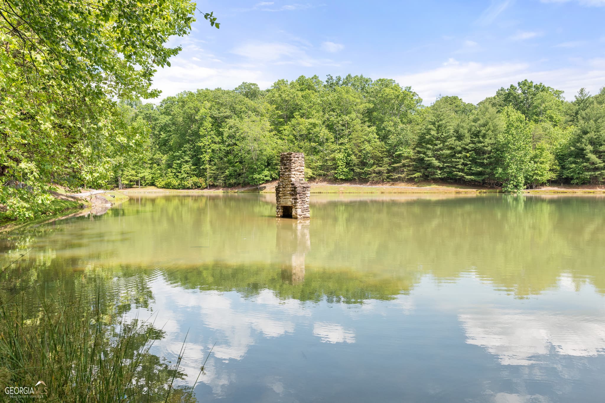residential lot for sale at 355 Stone Hearth Drive, Cleveland, GA 30528 — photo 3