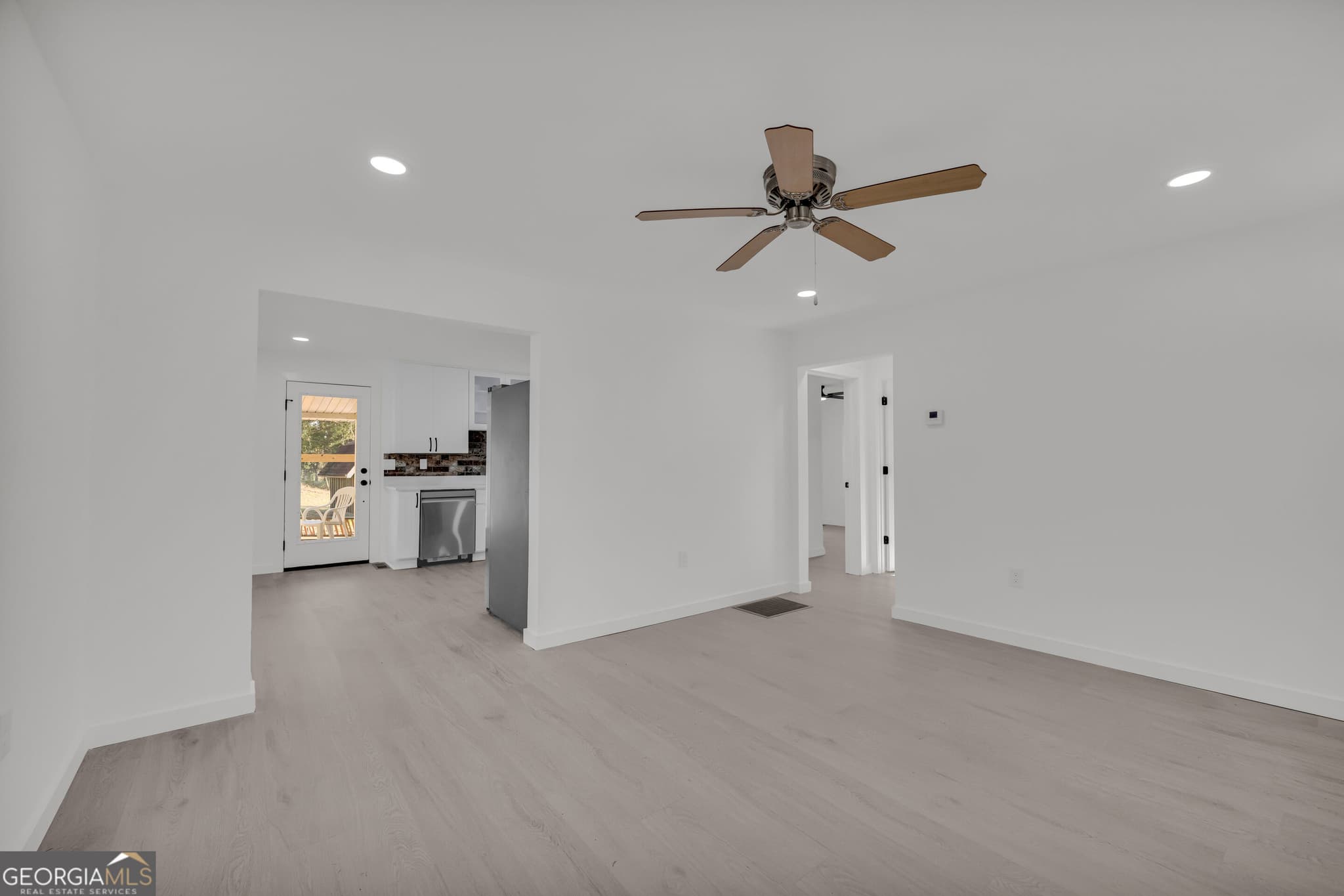 2 bedroom, 1.5 bathroom, 836 sq ft single family residence for sale at 842 Harrison Bridge Road, Royston, GA 30662 — photo 7