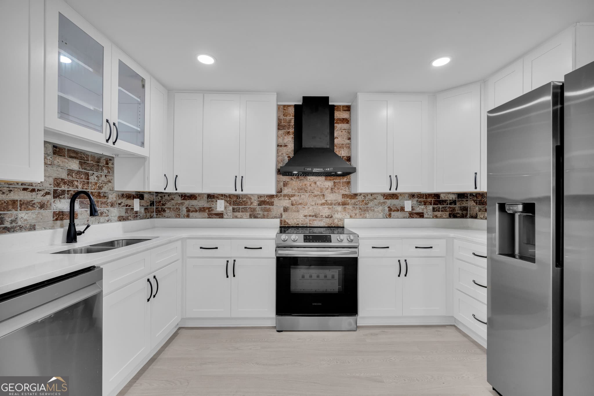 2 bedroom, 1.5 bathroom, 836 sq ft single family residence for sale at 842 Harrison Bridge Road, Royston, GA 30662 — photo 3