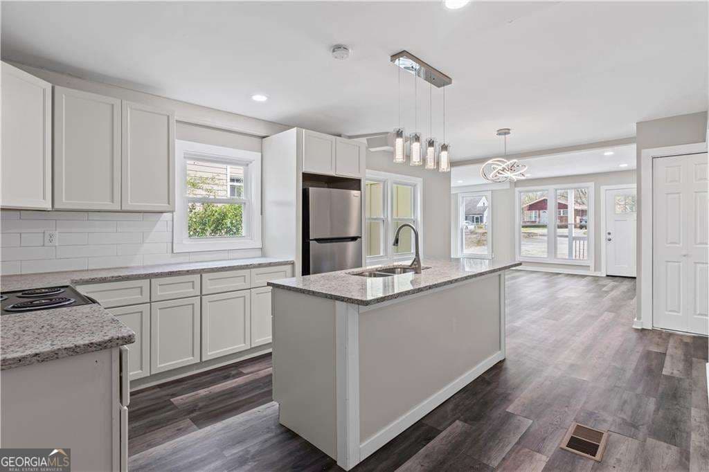 4 bedroom, 4 bathroom single family residence for sale at 599 Daniel Avenue, Decatur, GA 30032 — photo 9