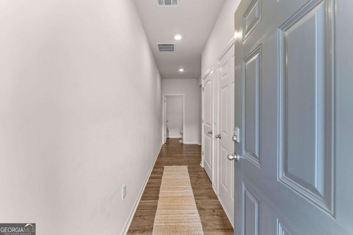 4 bedroom, 2.5 bathroom, 1,925 sq ft townhouse for rent at 300 Stoneybrook Court, Dahlonega, GA 30533 for $2,800 a month — photo 4
