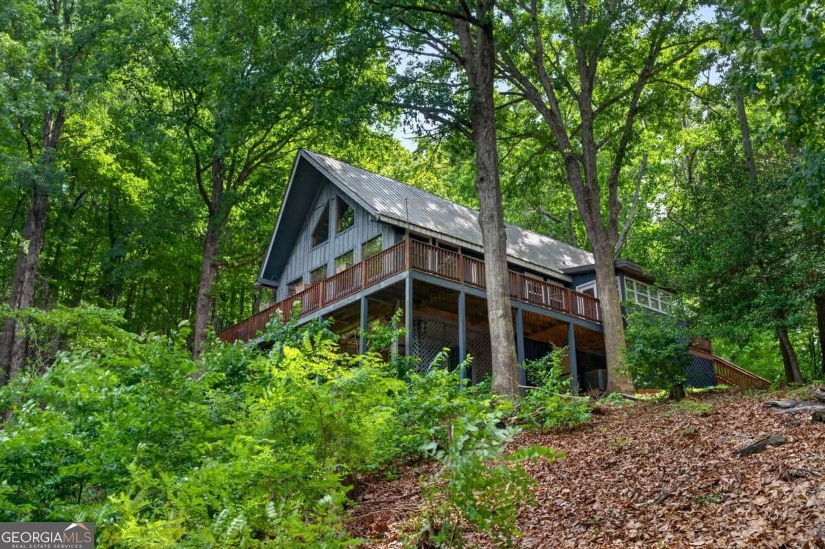 4 bedroom, 2 bathroom cabin,single family residence for sale at 113 Lucerne Place, Sautee Nacoochee, GA 30571 — photo 2