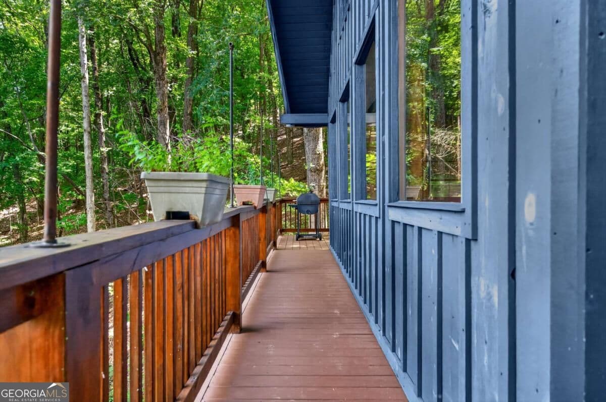 4 bedroom, 2 bathroom cabin,single family residence for sale at 113 Lucerne Place, Sautee Nacoochee, GA 30571 — photo 7