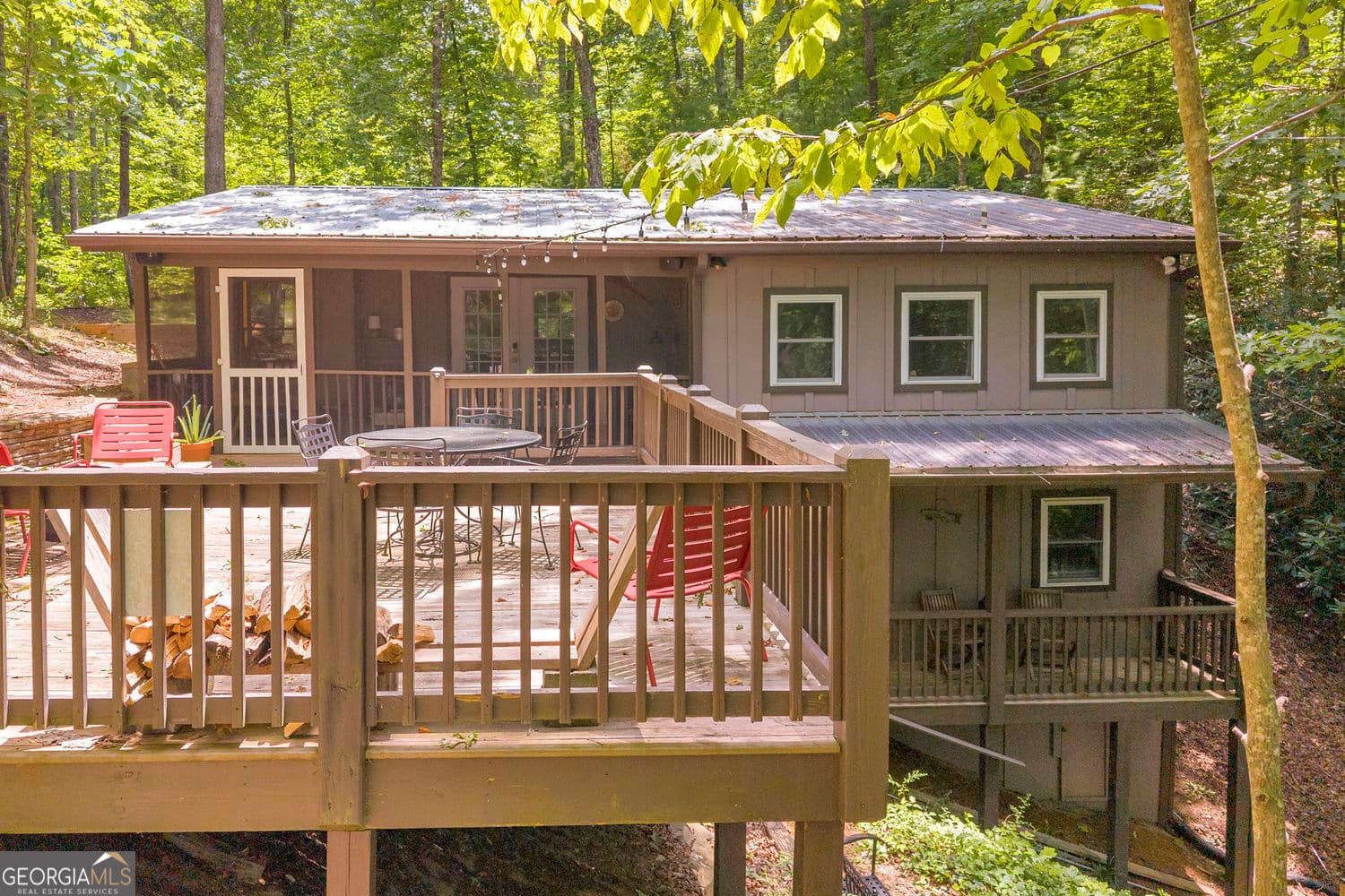 2 bedroom, 2 bathroom, 1,486 sq ft single family residence for rent at 185 Pope Dickson Lane, Clarkesville, GA 30523 for $2,400 a month — photo 5