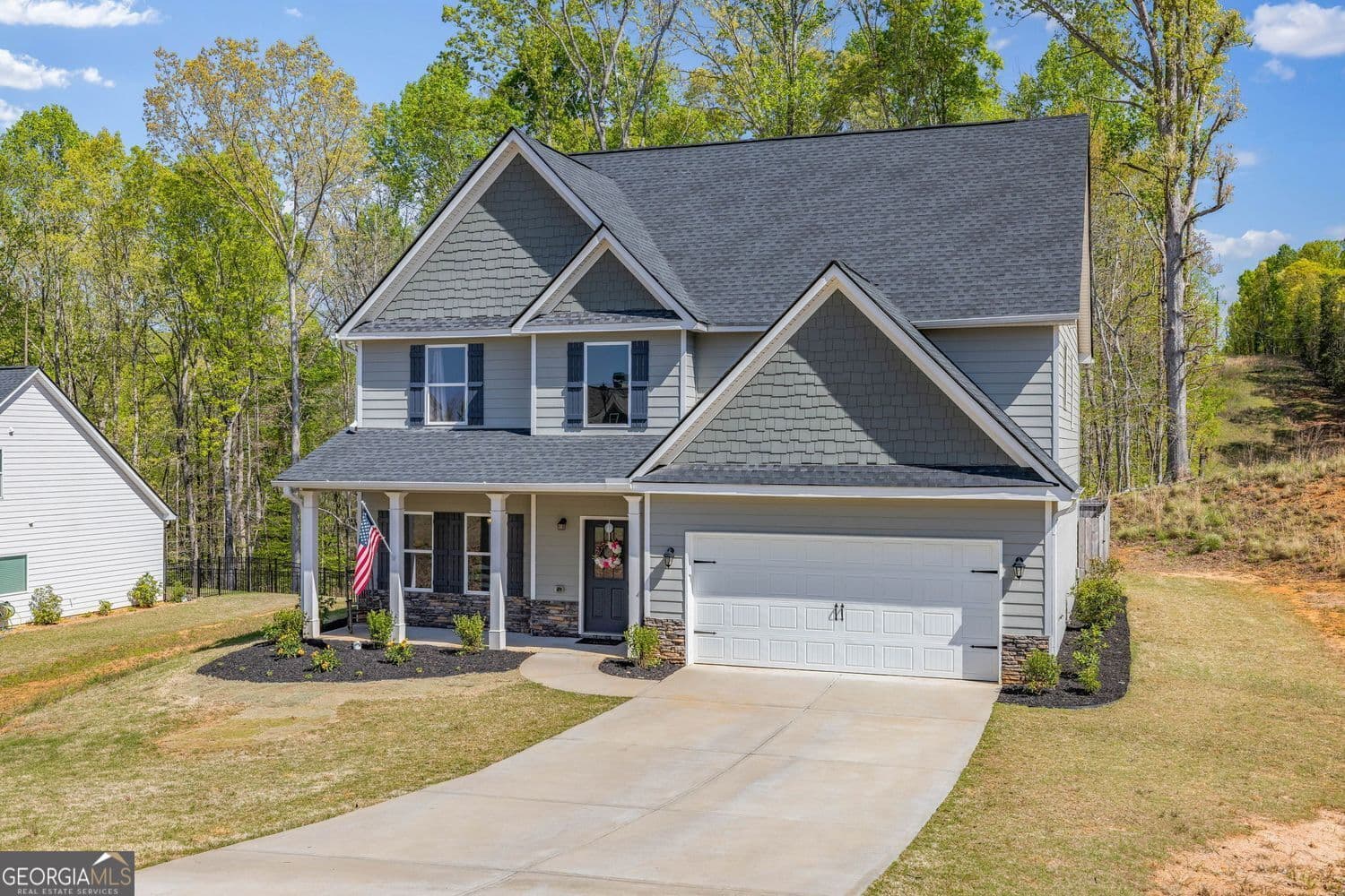 4 bedroom, 2.5 bathroom, 2,413 sq ft single family residence sold at 4470 Highland Gate Parkway, Gainesville, GA 30506