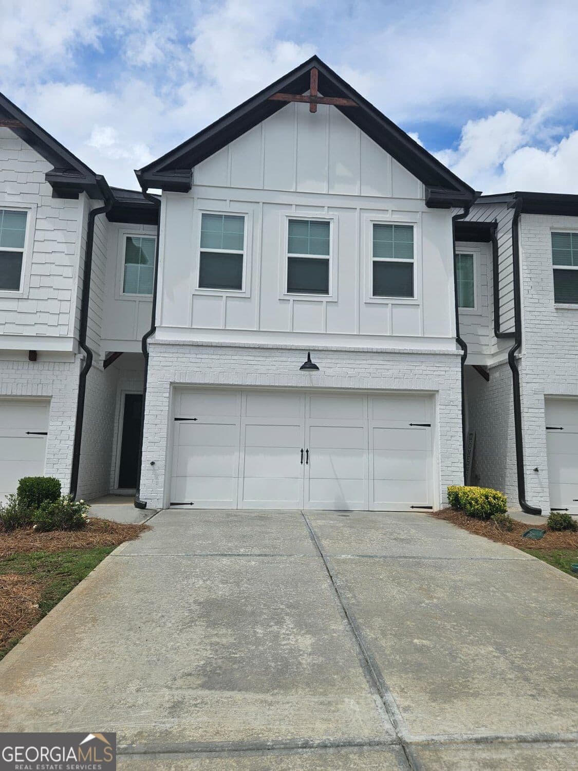 3 bedroom, 2.5 bathroom, 1,774 sq ft townhouse for rent at 56 Auburn Hill Drive, Auburn, GA 30011 for $2,000 a month — photo 1 of 1