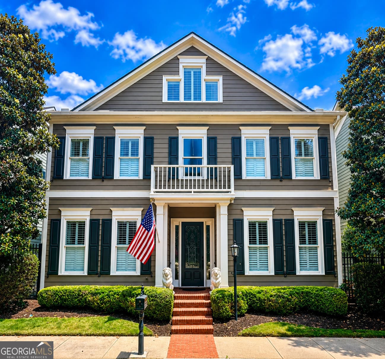 4 bedroom, 3.5 bathroom, 2,752 sq ft single family residence sold at 370 Kendemere Pointe, Roswell, GA 30075