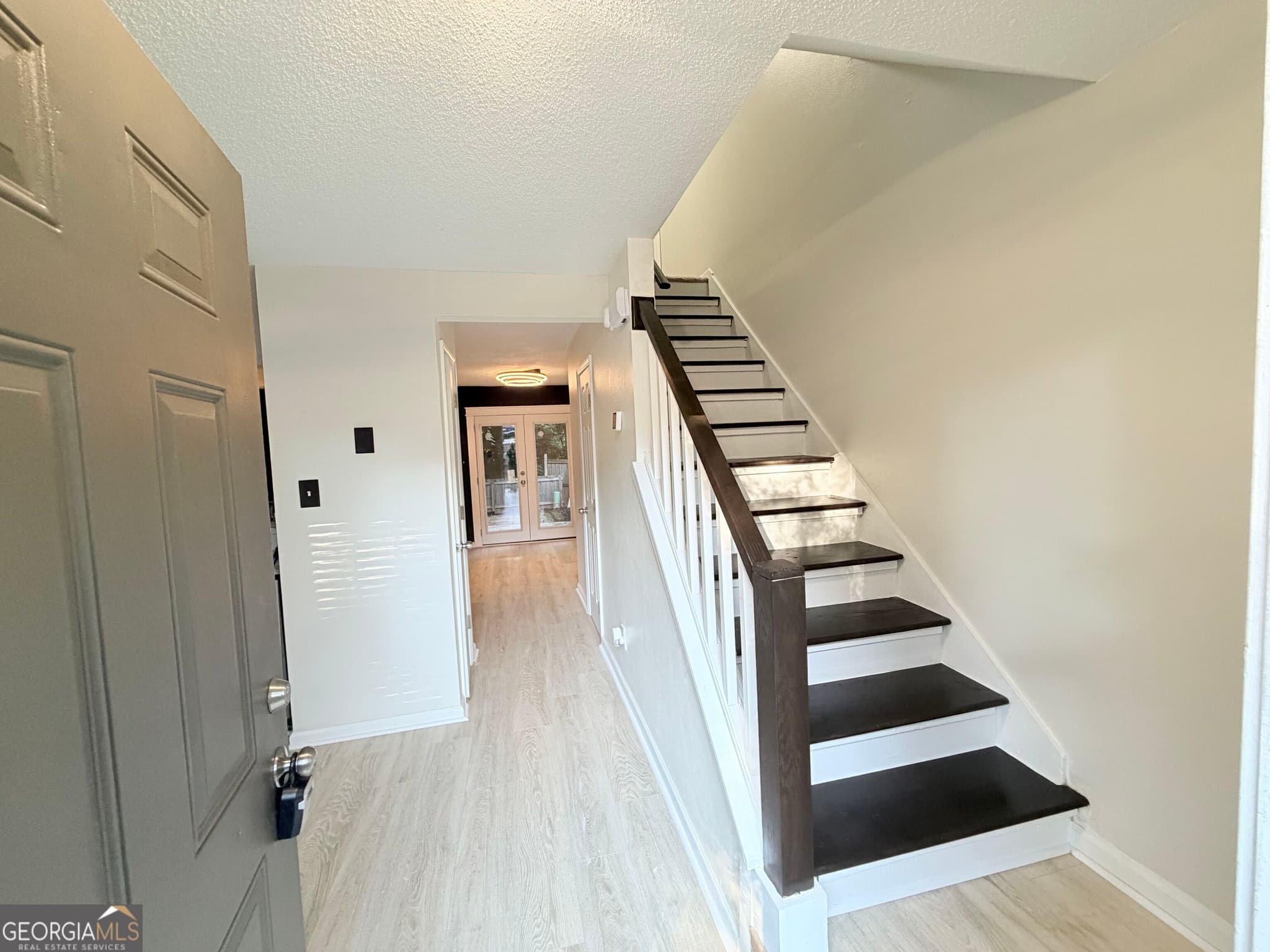 2 bedroom, 2.5 bathroom, 1,008 sq ft single family residence for sale at 1665 Winchester Way, Conyers, GA 30013 — photo 2