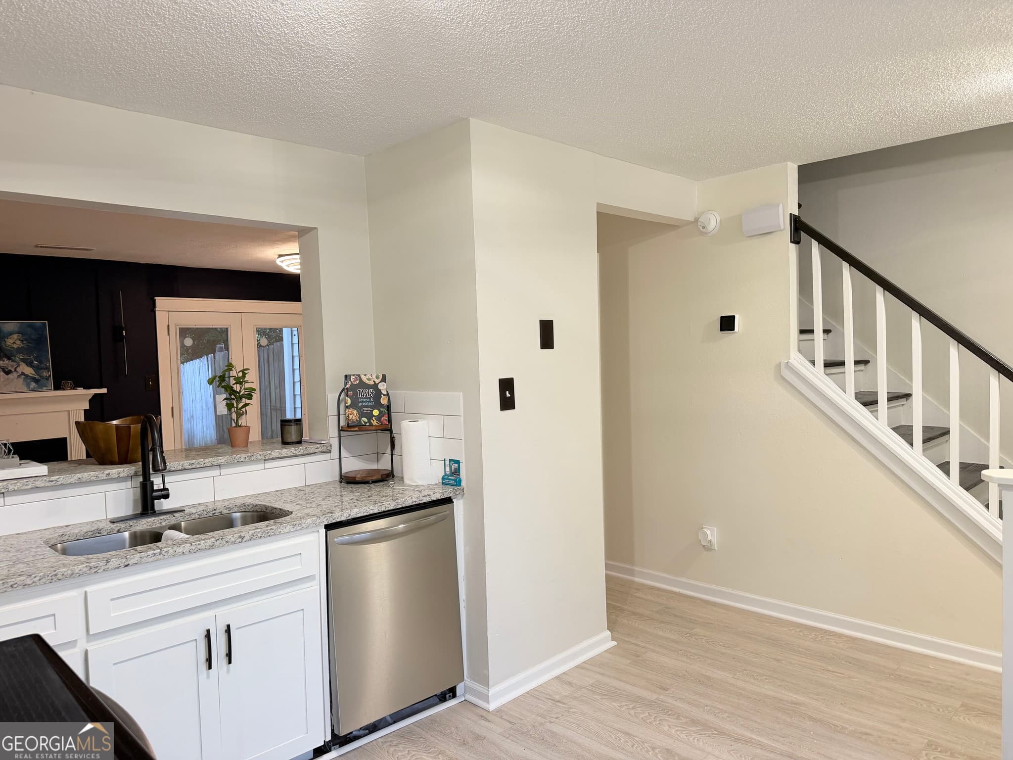 2 bedroom, 2.5 bathroom, 1,008 sq ft single family residence for sale at 1665 Winchester Way, Conyers, GA 30013 — photo 5
