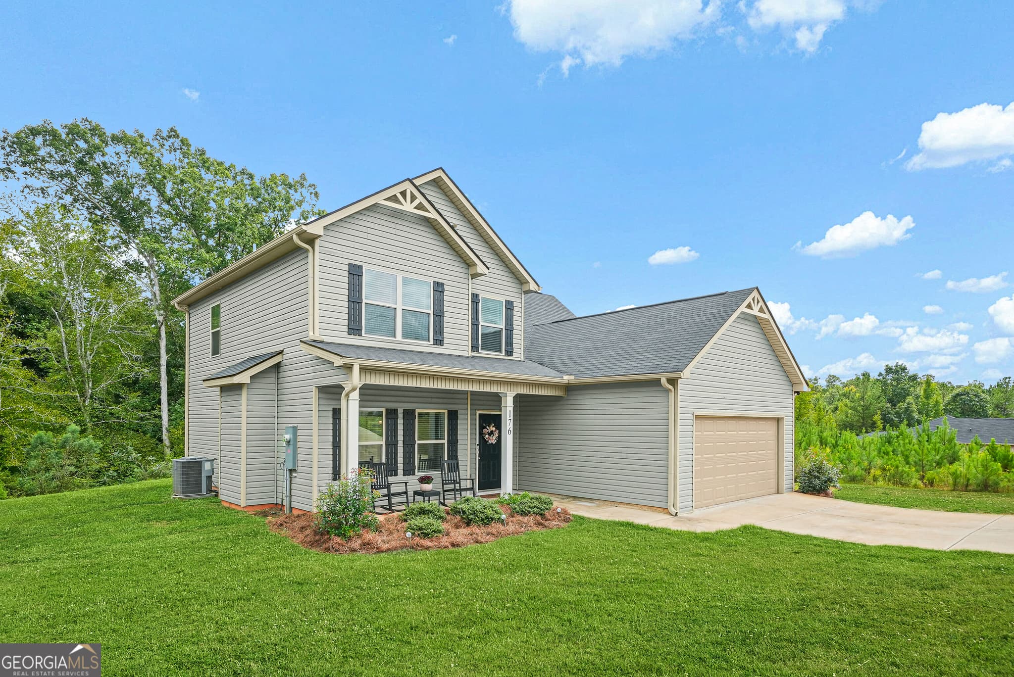 4 bedroom, 2.5 bathroom, 1,961 sq ft single family residence for sale at 176 Tyler Drive, Forsyth, GA 31029 — photo 3