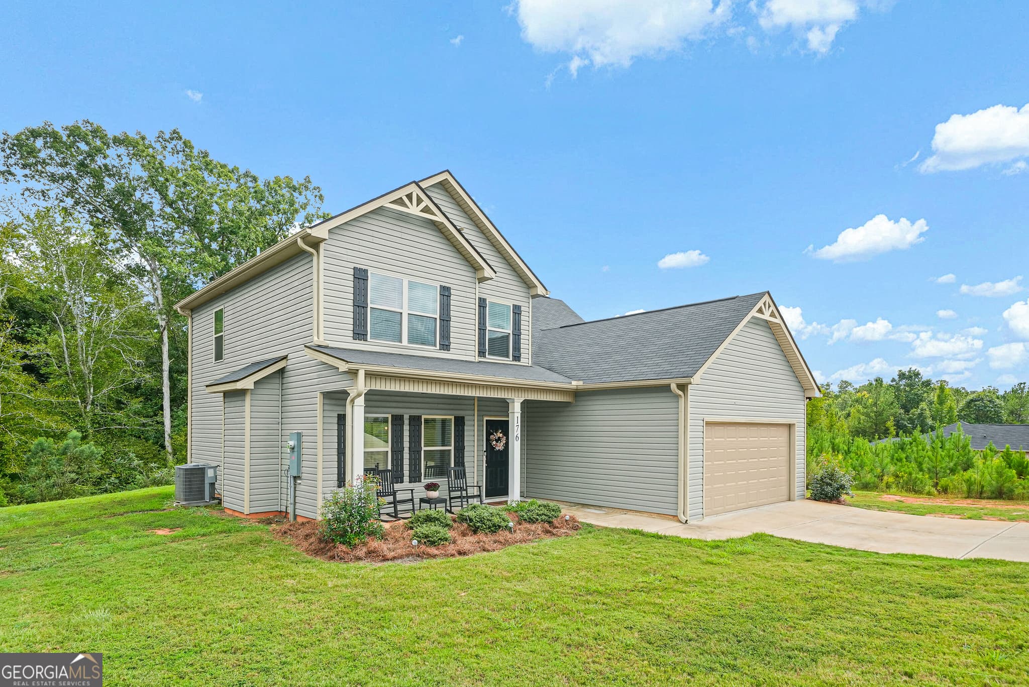 4 bedroom, 2.5 bathroom, 1,961 sq ft single family residence for sale at 176 Tyler Drive, Forsyth, GA 31029 — photo 5