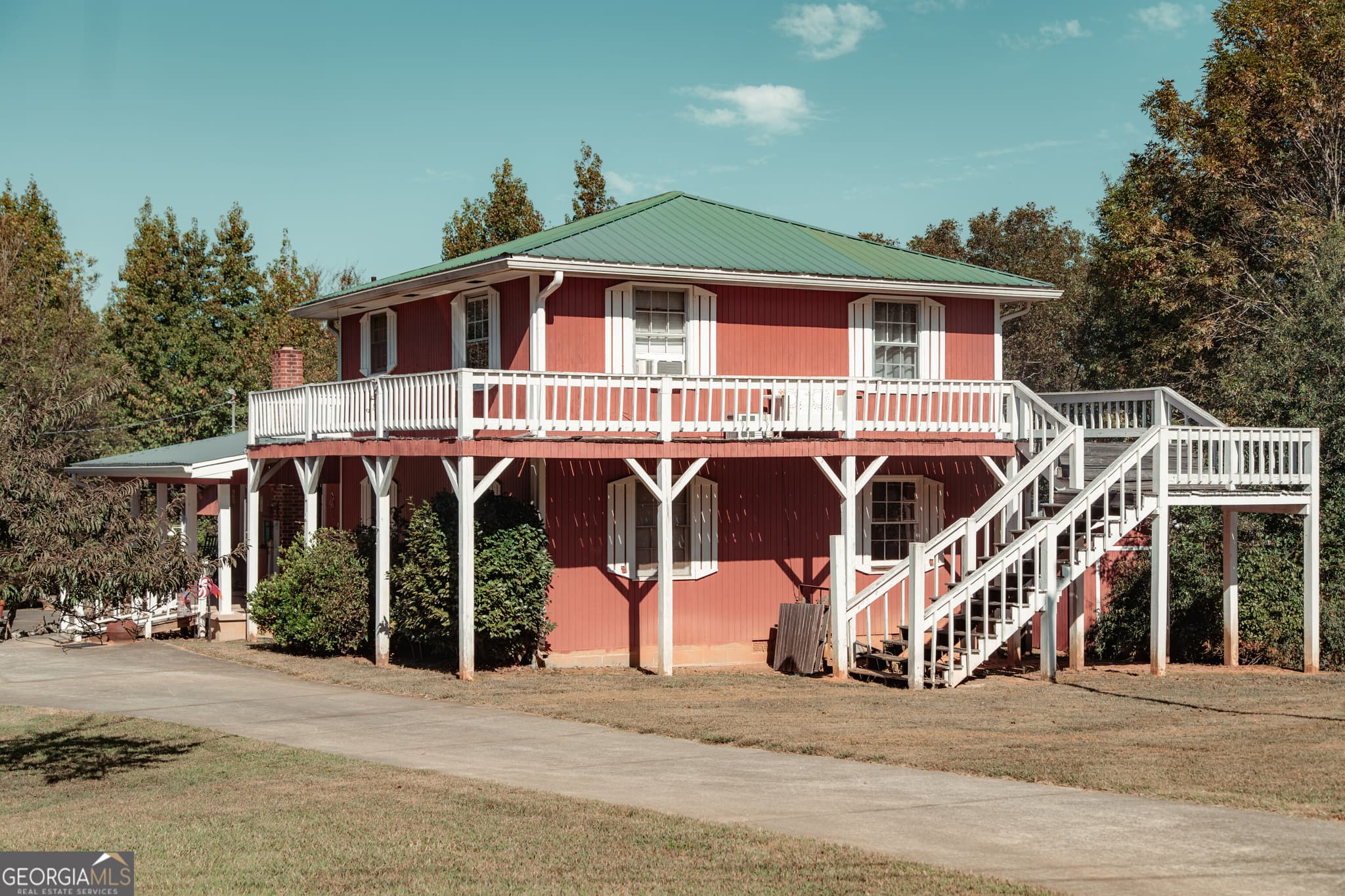 4 bedroom, 2 bathroom, 2,024 sq ft single family residence for sale at 750 Crawford Road, Barnesville, GA 30204 — photo 2