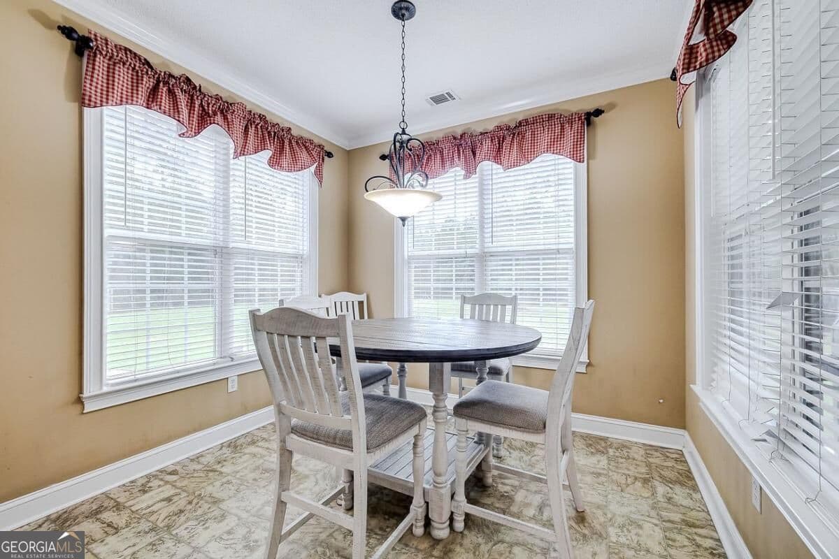 4 bedroom, 2 bathroom, 2,220 sq ft single family residence under contract at 327 Westminster Drive, Guyton, GA 31312 — photo 9