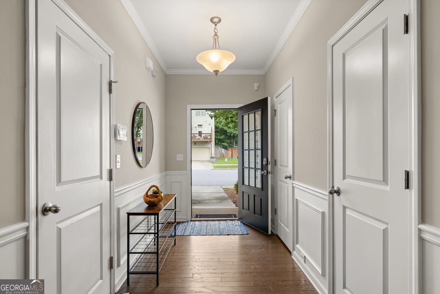 3 bedroom, 2.5 bathroom, 1,736 sq ft townhouse for sale at 7071 Elmwood Ridge Court, Atlanta, GA 30340 — photo 9