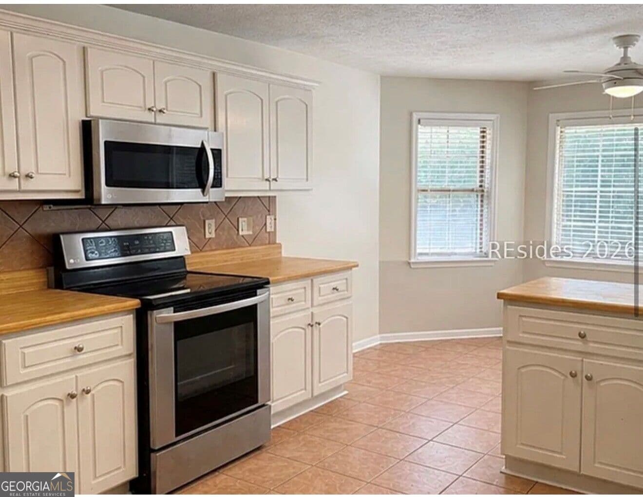 3 bedroom, 2 bathroom single family residence for sale at 7 Desoto Drive, Aiken, SC 29803 — photo 6