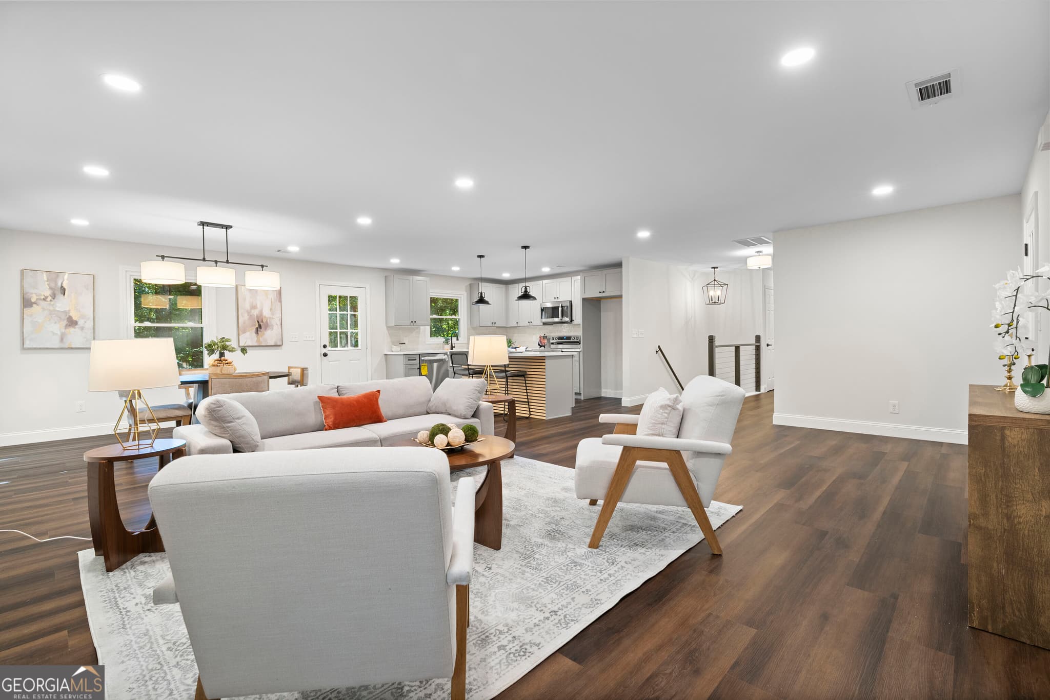 5 bedroom, 3 bathroom, 3,396 sq ft single family residence for sale at 4564 Jade Trail, Canton, GA 30115 — photo 6