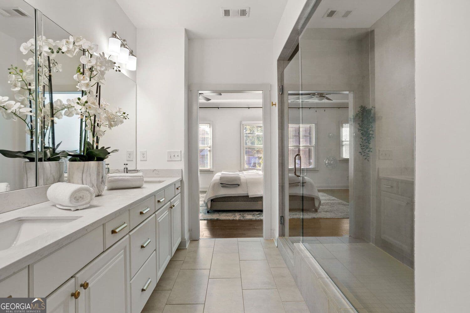 3 bedroom, 3.5 bathroom, 2,394 sq ft townhouse for sale at 2330 McLean Chase, Smyrna, GA 30080 — photo 6
