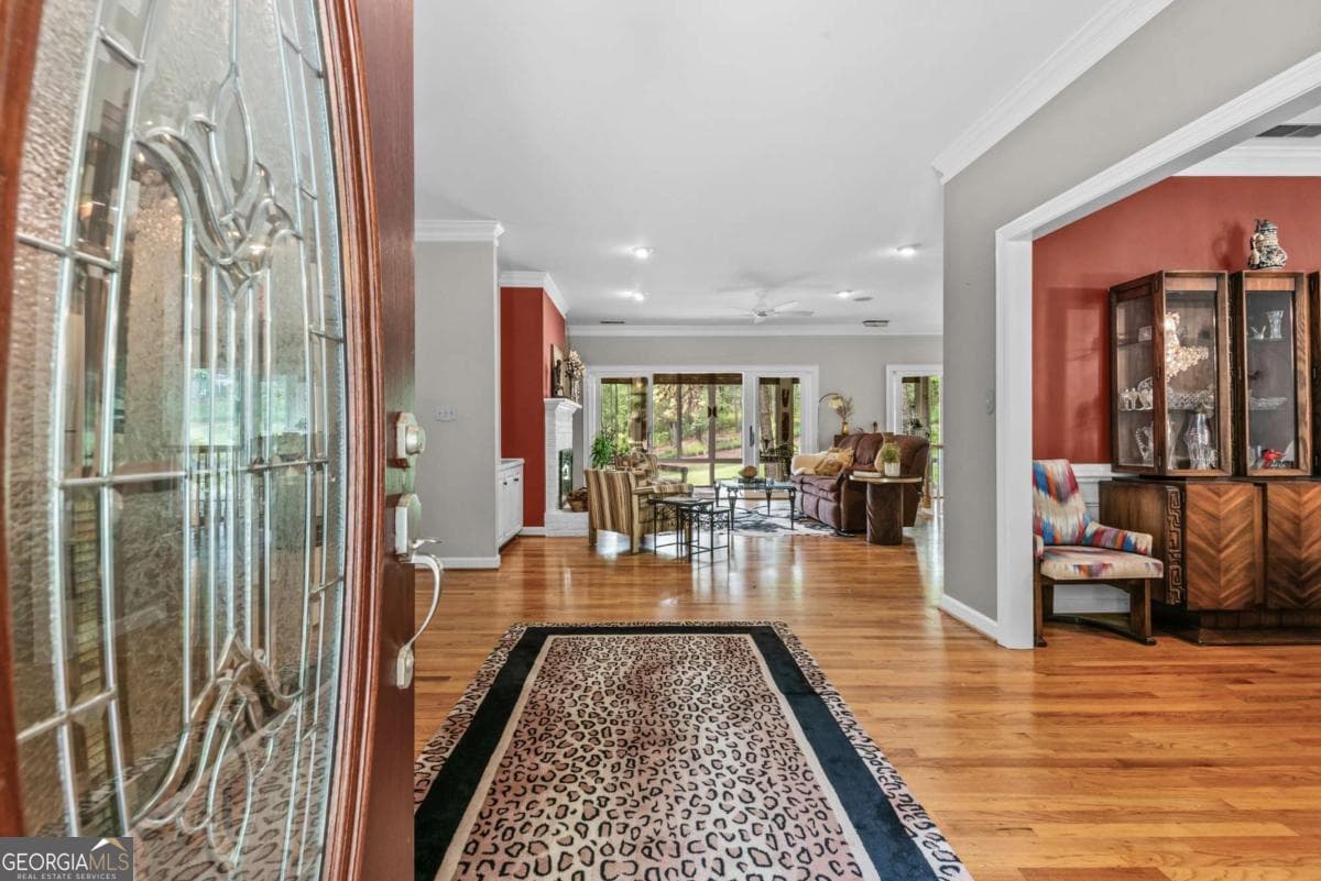 3 bedroom, 4 bathroom, 4,300 sq ft single family residence for sale at 1151 Shoulder Bone Circle, Greensboro, GA 30642 — photo 10