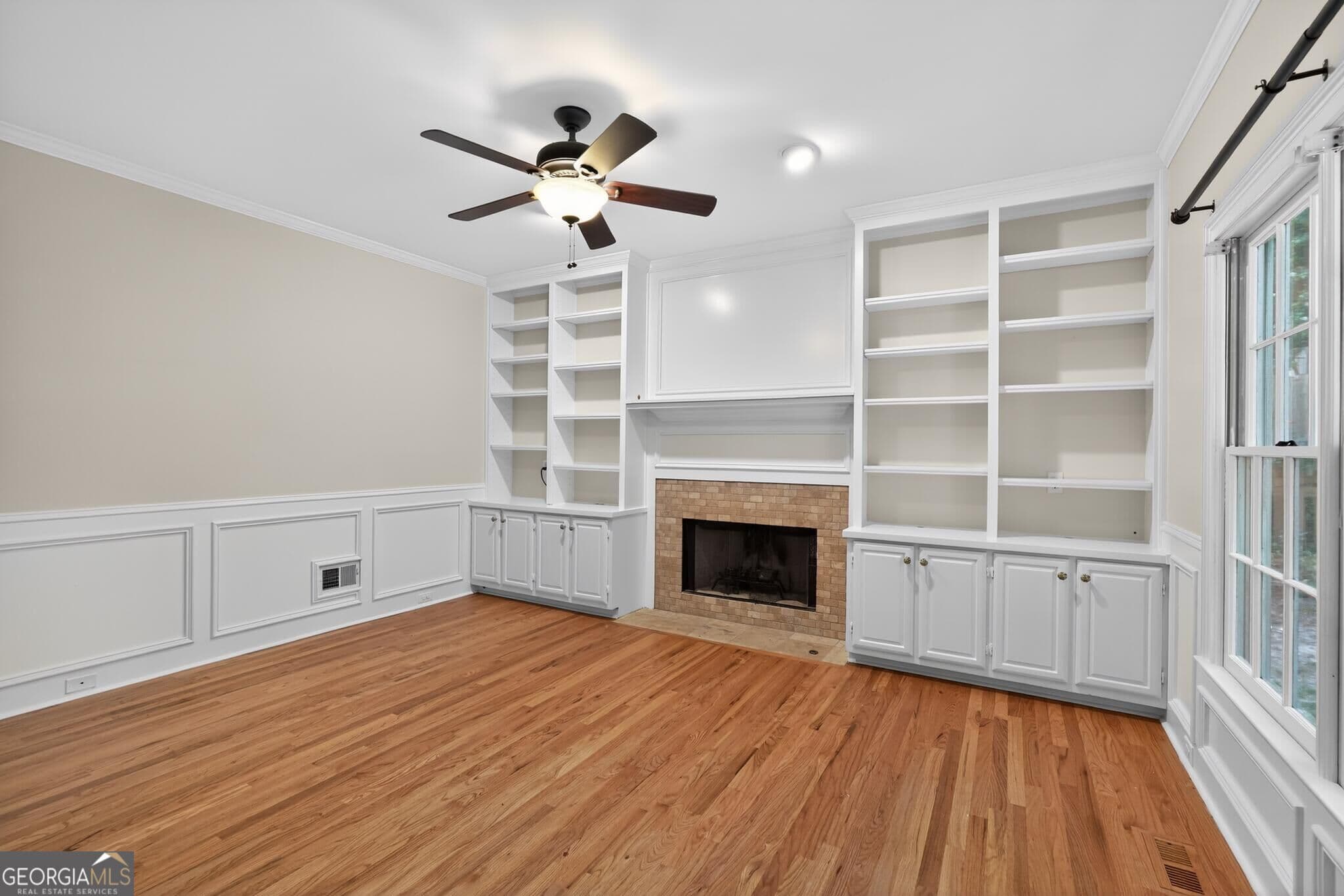 5 bedroom, 3.5 bathroom, 3,540 sq ft single family residence for sale at 1227 Camden Hunt Drive, Lawrenceville, GA 30043 — photo 9