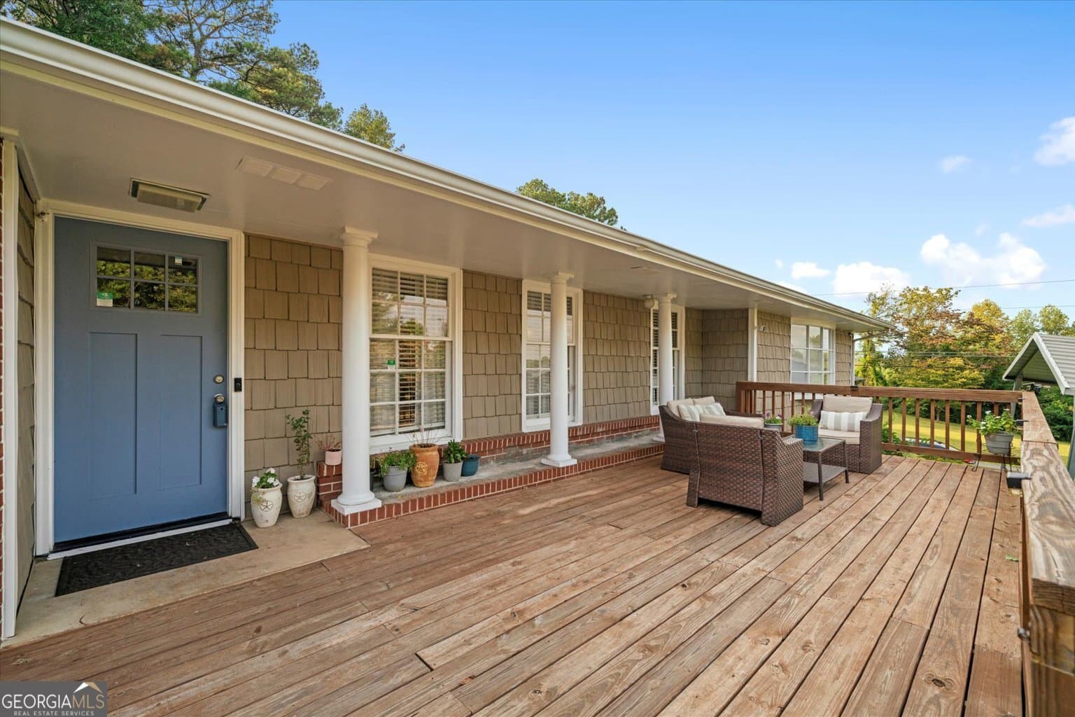 4 bedroom, 3 bathroom, 2,062 sq ft single family residence for sale at 1315 Walston Street, Dalton, GA 30720 — photo 2