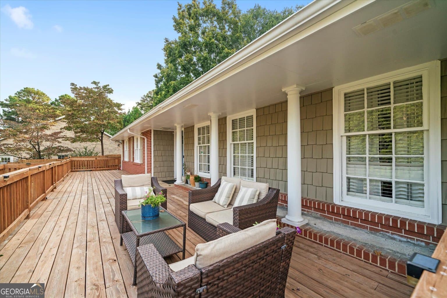 4 bedroom, 3 bathroom, 2,062 sq ft single family residence for sale at 1315 Walston Street, Dalton, GA 30720 — photo 3