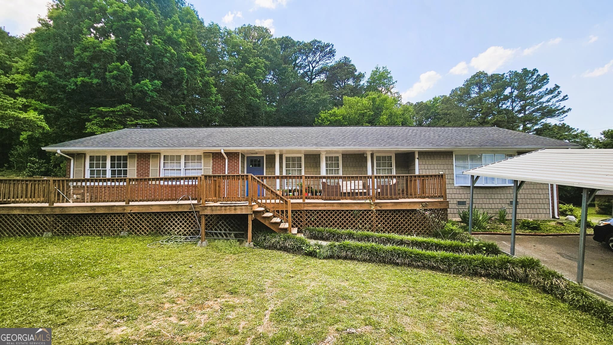 4 bedroom, 3 bathroom, 2,062 sq ft single family residence for sale at 1315 Walston Street, Dalton, GA 30720 — photo 1 of 41