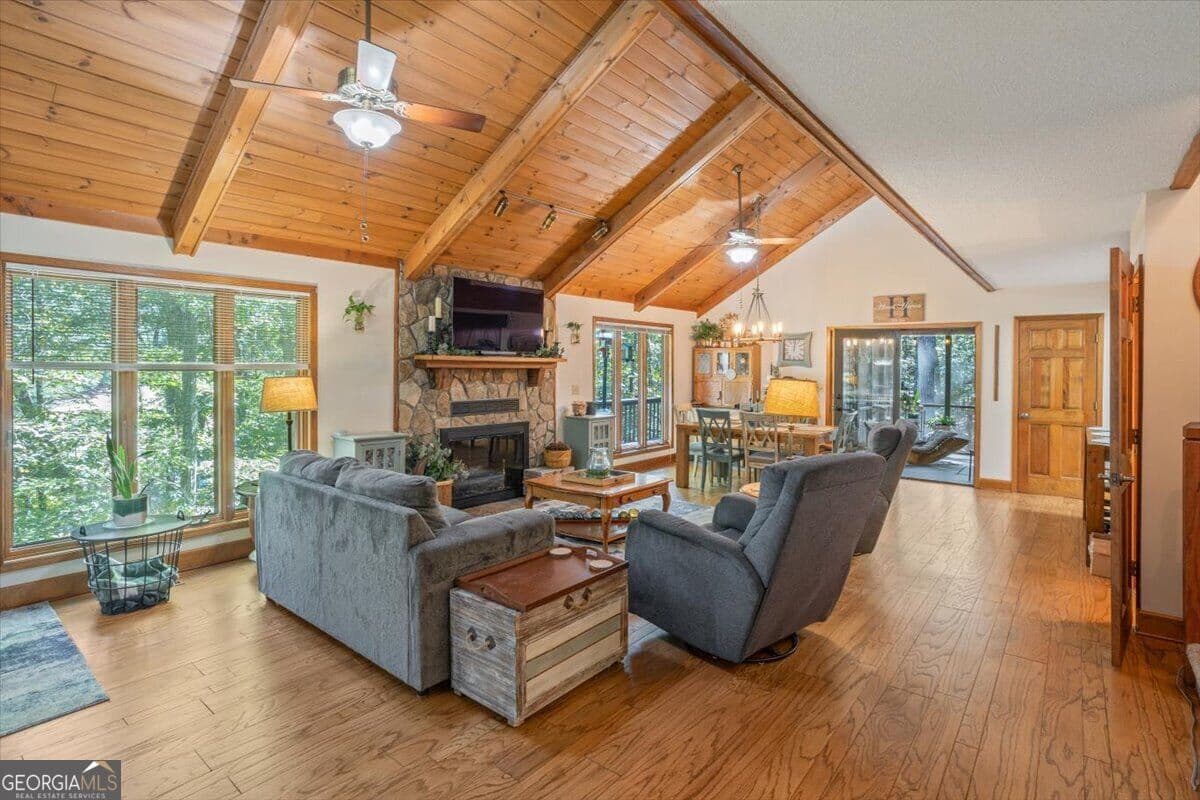 3 bedroom, 2.5 bathroom, 2,580 sq ft single family residence for sale at 106 Banyon Court, Waleska, GA 30183 — photo 7