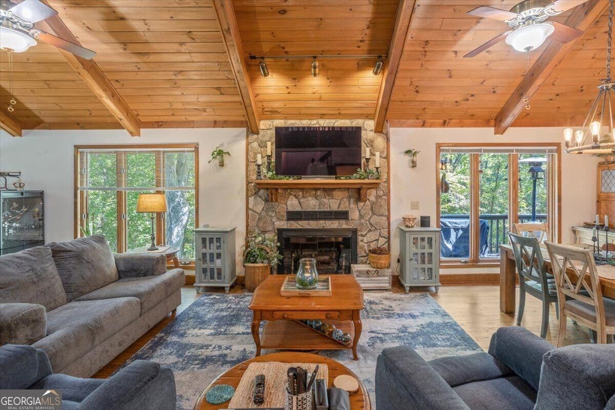 3 bedroom, 2.5 bathroom, 2,580 sq ft single family residence for sale at 106 Banyon Court, Waleska, GA 30183 — photo 8