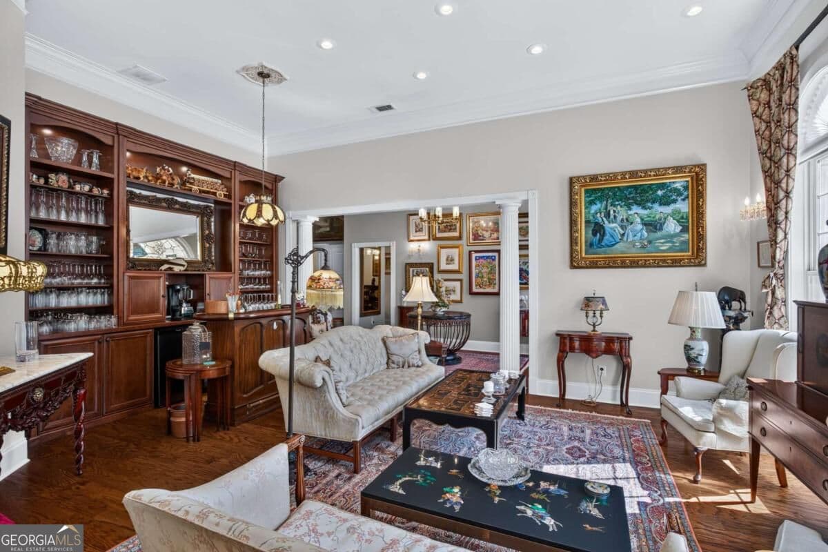 4 bedroom, 3 bathroom single family residence for sale at 2 Parsons Lane, Savannah, GA 31411 — photo 8