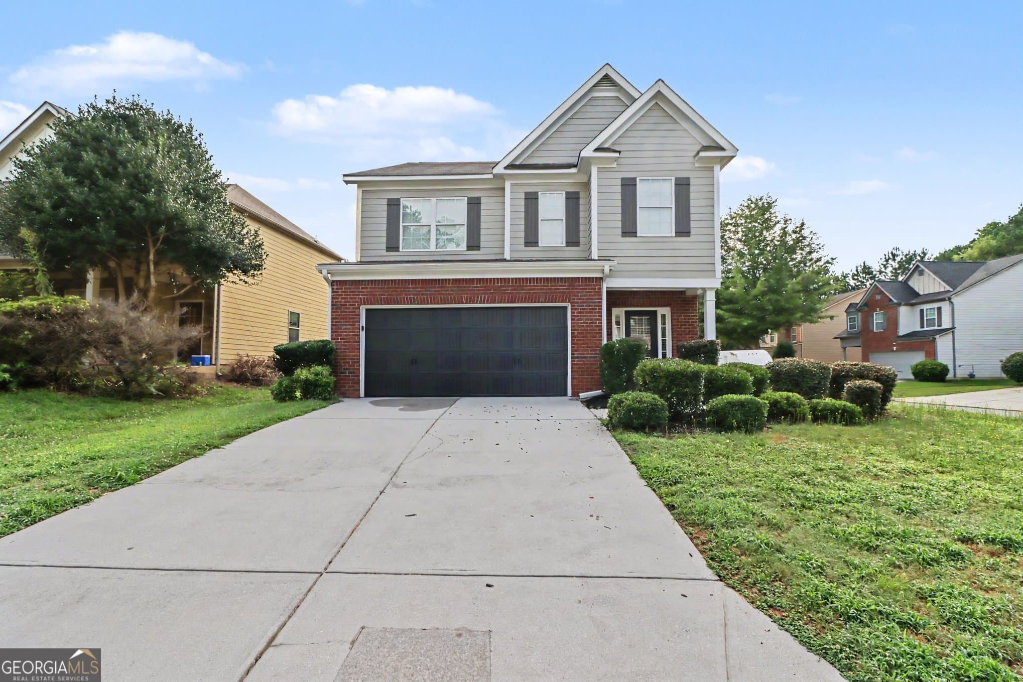 3 bedroom, 2.5 bathroom, 2,236 sq ft single family residence for sale at 7770 Fabled Point, Union City, GA 30291 — photo 1 of 24