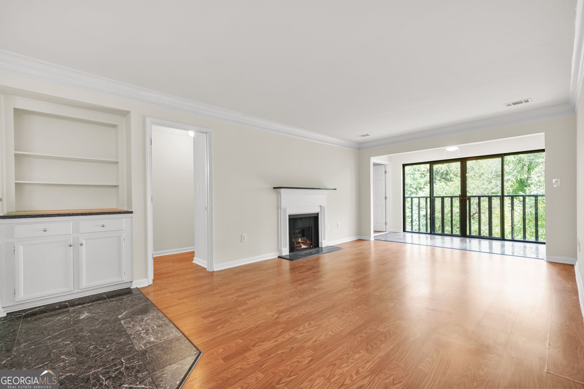 2 bedroom, 2 bathroom, 1,224 sq ft condominium for rent at 23203 Plantation Drive 203, Atlanta, GA 30324 for $2,200 a month — photo 3