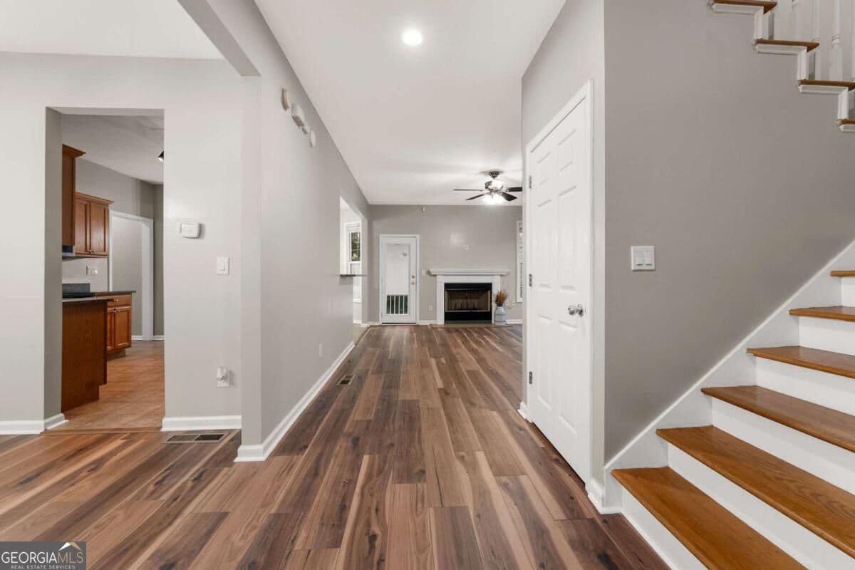 5 bedroom, 3 bathroom single family residence for sale at 506 Waterford Road, Atlanta, GA 30318 — photo 6