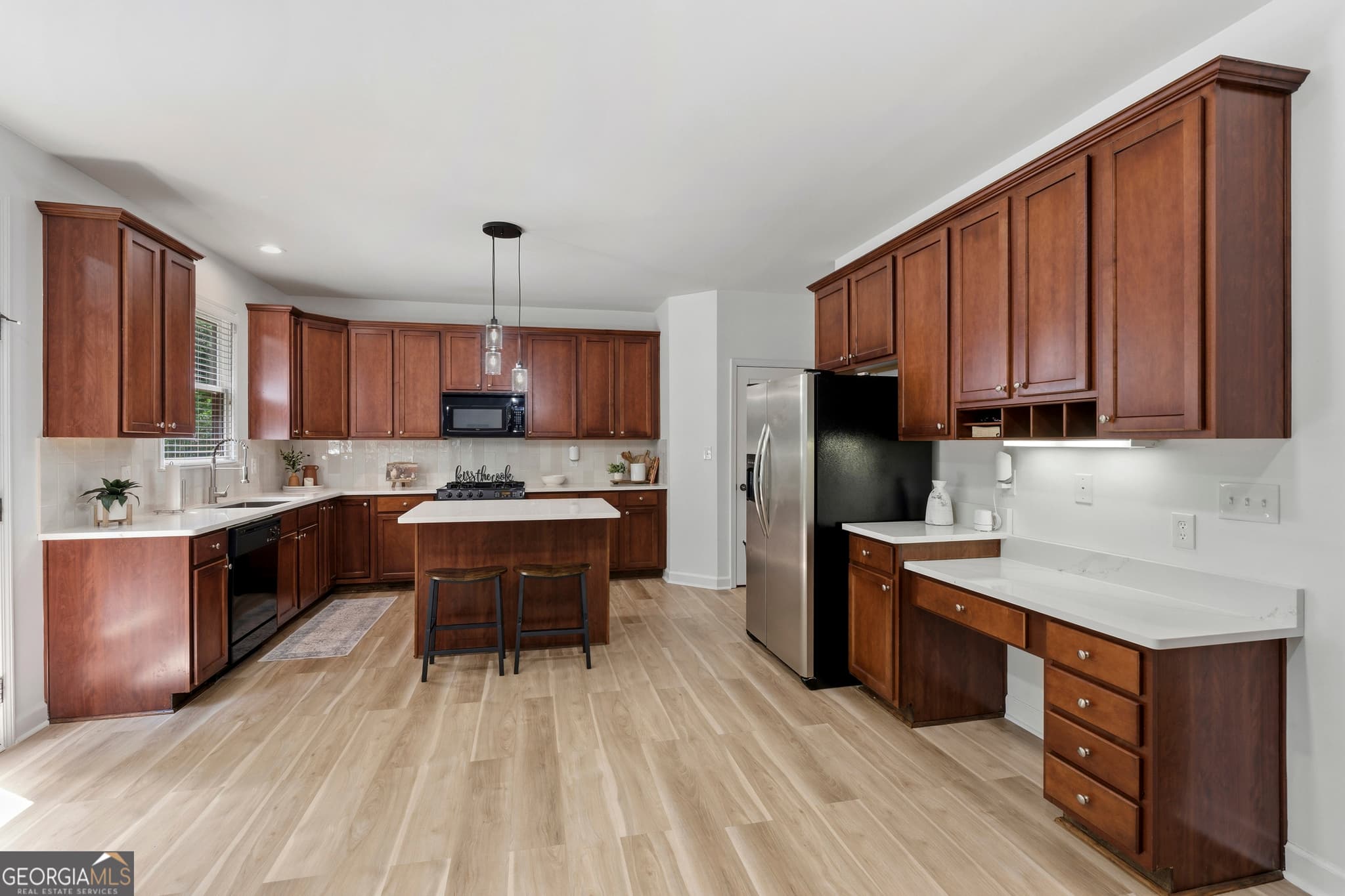 5 bedroom, 3 bathroom, 2,826 sq ft single family residence for sale at 2753 Blue Moon Drive, Buford, GA 30519 — photo 3