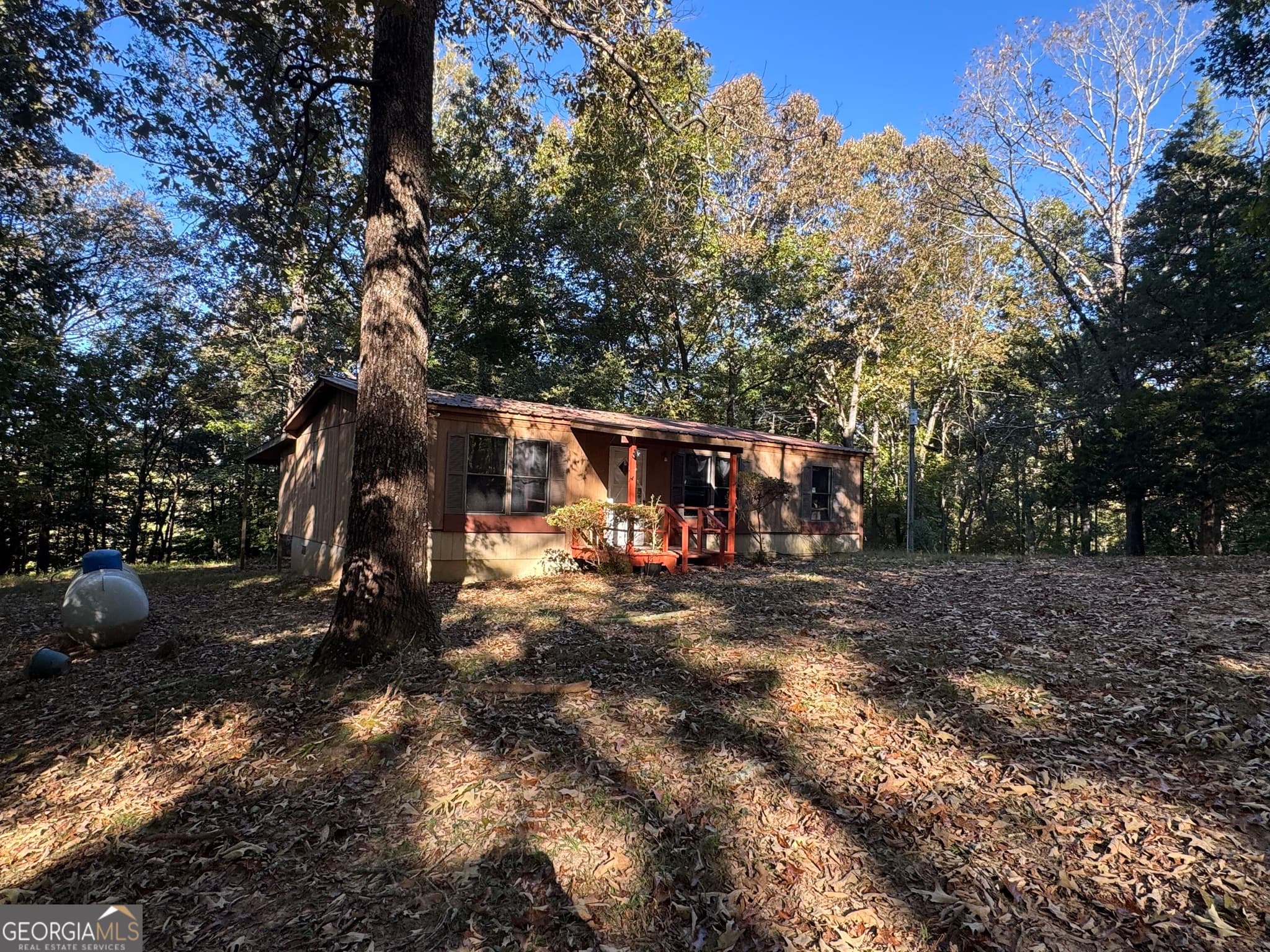3 bedroom, 2 bathroom, 1,000 sq ft single family residence for rent at 2185 Swan Bridge Road, Talking Rock, GA 30175 for $1,500 a month — photo 3