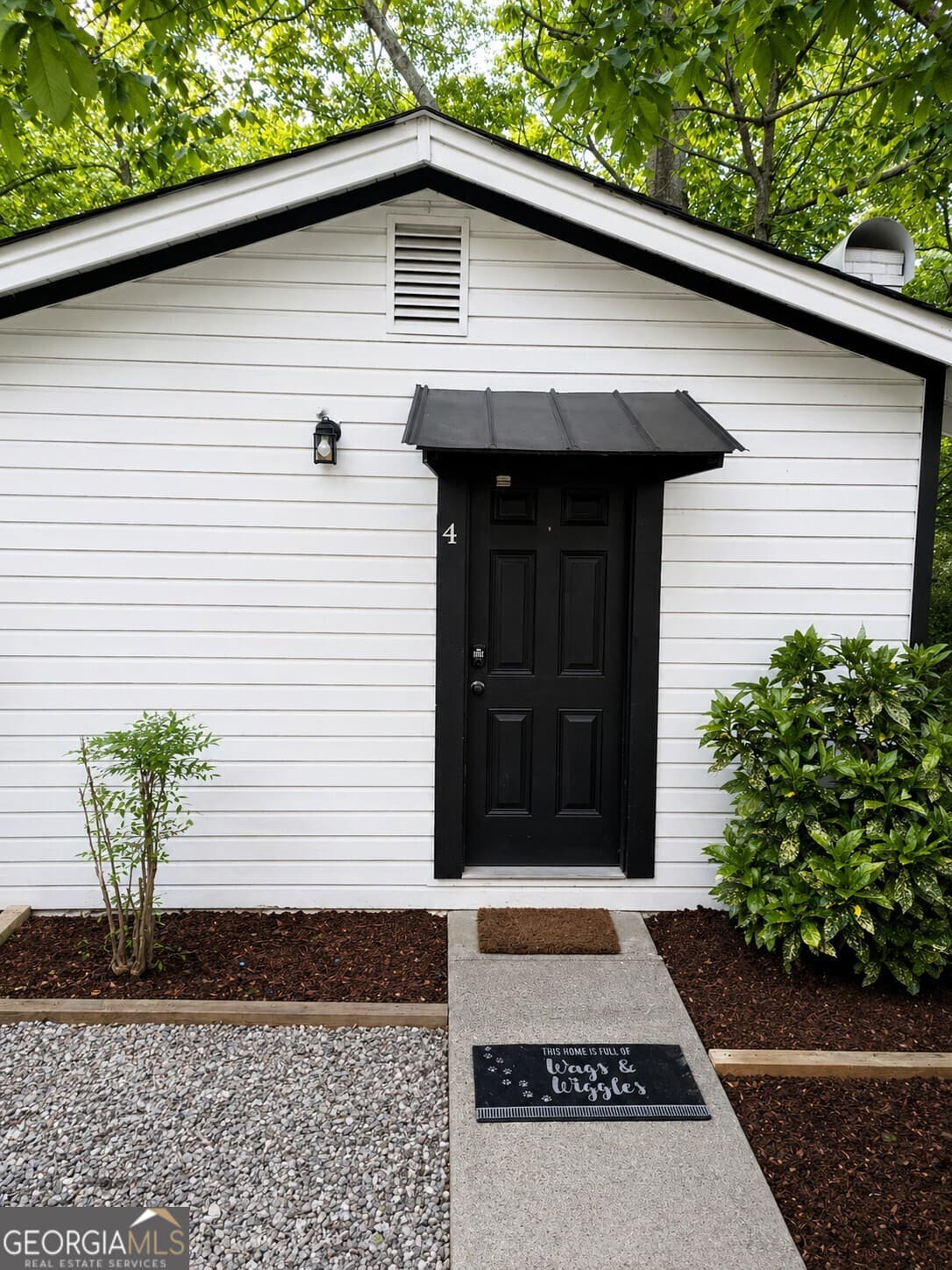 1 bathroom apartment for rent at 1522 Central Avenue 4, Demorest, GA 30535 for $950 a month