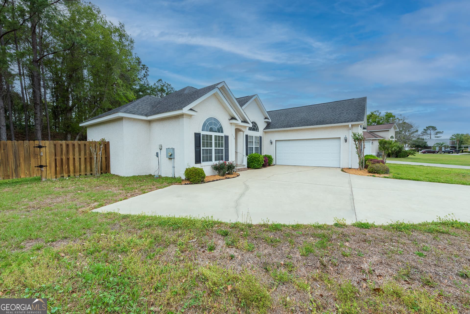4 bedroom, 2 bathroom, 1,982 sq ft single family residence for sale at 110 Lexington Way, Brunswick, GA 31525 — photo 5