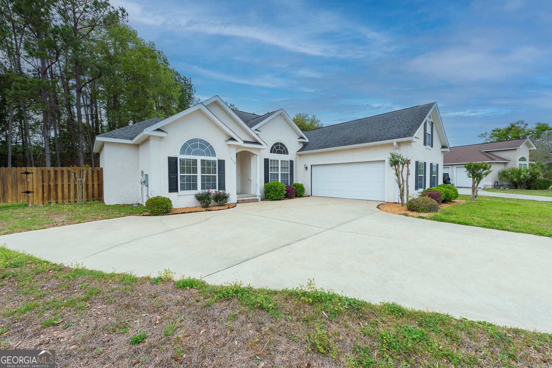4 bedroom, 2 bathroom, 1,982 sq ft single family residence for sale at 110 Lexington Way, Brunswick, GA 31525 — photo 4