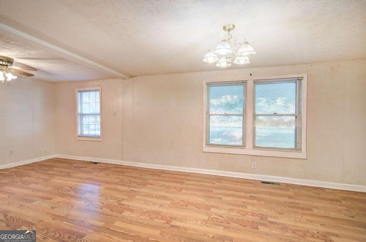 2 bedroom, 1.5 bathroom, 940 sq ft single family residence for sale at 4789 Rockmart Road, Silver Creek, GA 30173 — photo 6